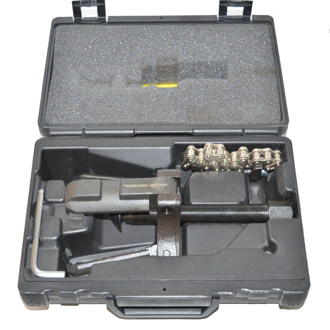 bearing race puller