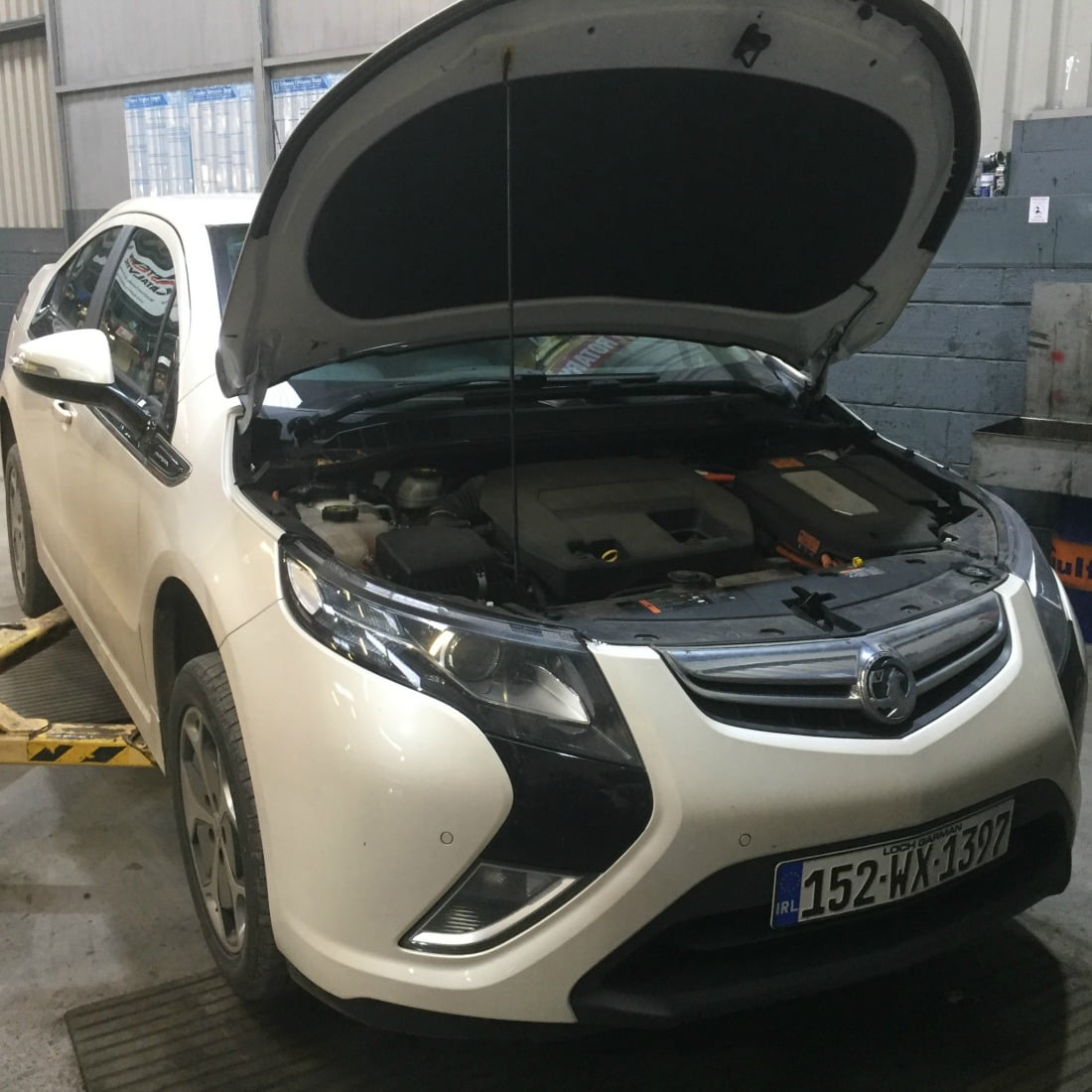 Hybrid car servicing