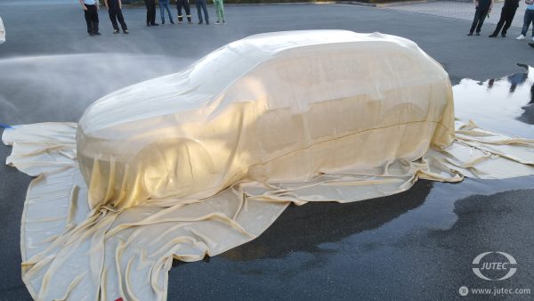 Jutec Fire Containment Blanket 6 x 8M With Mobile Case For Hybrid & EV Vehicles - Image 8