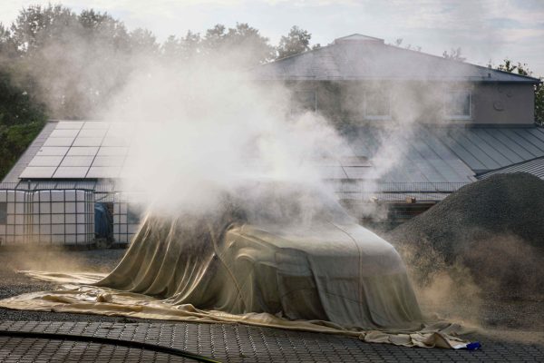 Jutec Fire Containment Blanket 6 x 8M With Mobile Case For Hybrid & EV Vehicles - Image 11