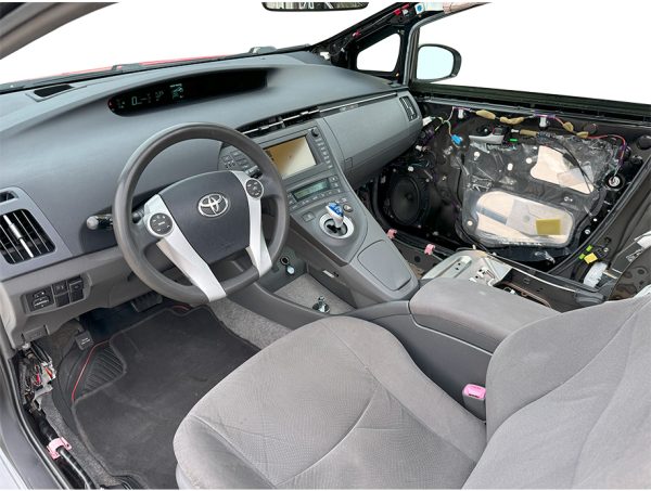 Educational Trainer Toyota Prius III Petrol/Electric/LPG HYBRID ¾ - Image 4